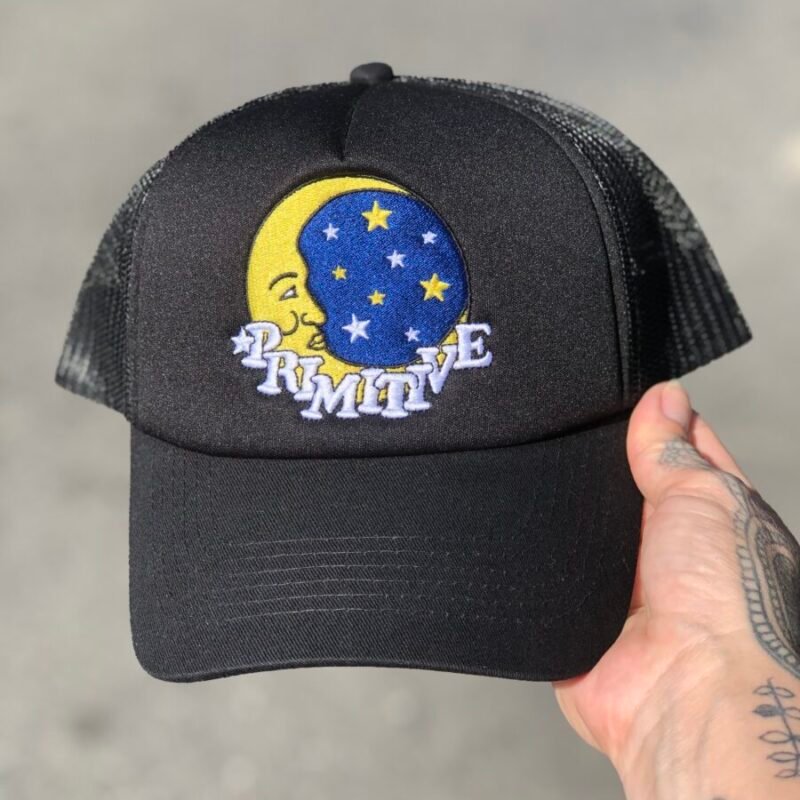 BONÉ PRIMITIVE LUNA TRUCKER PRETO