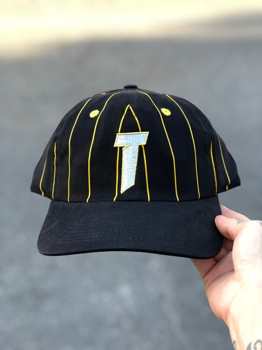 BONÉ THRASHER MAGAZINE DAD HAT T-OUTLINE LOGO OLD TIMER STRAPBACK PRETO