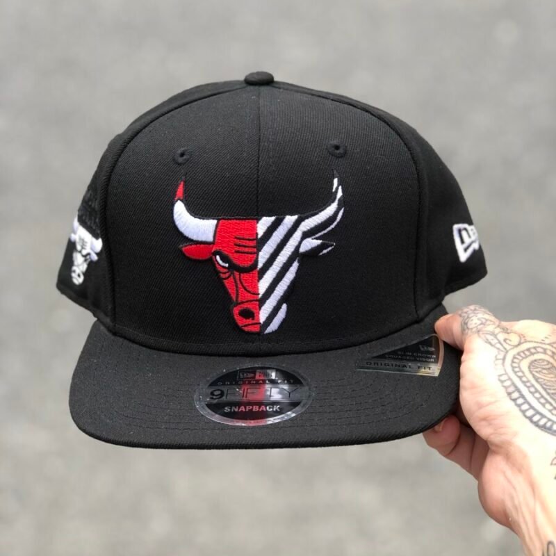 BONÉ NEW ERA 59fIFTY NBA NETO 78 CHICAGO BULL SNAPBACK PRETO